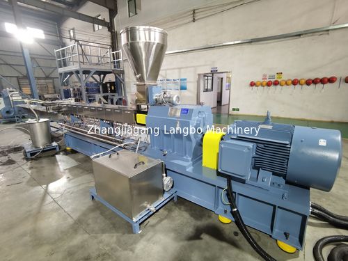 последний случай компании о Strand Cutting Granulating Line