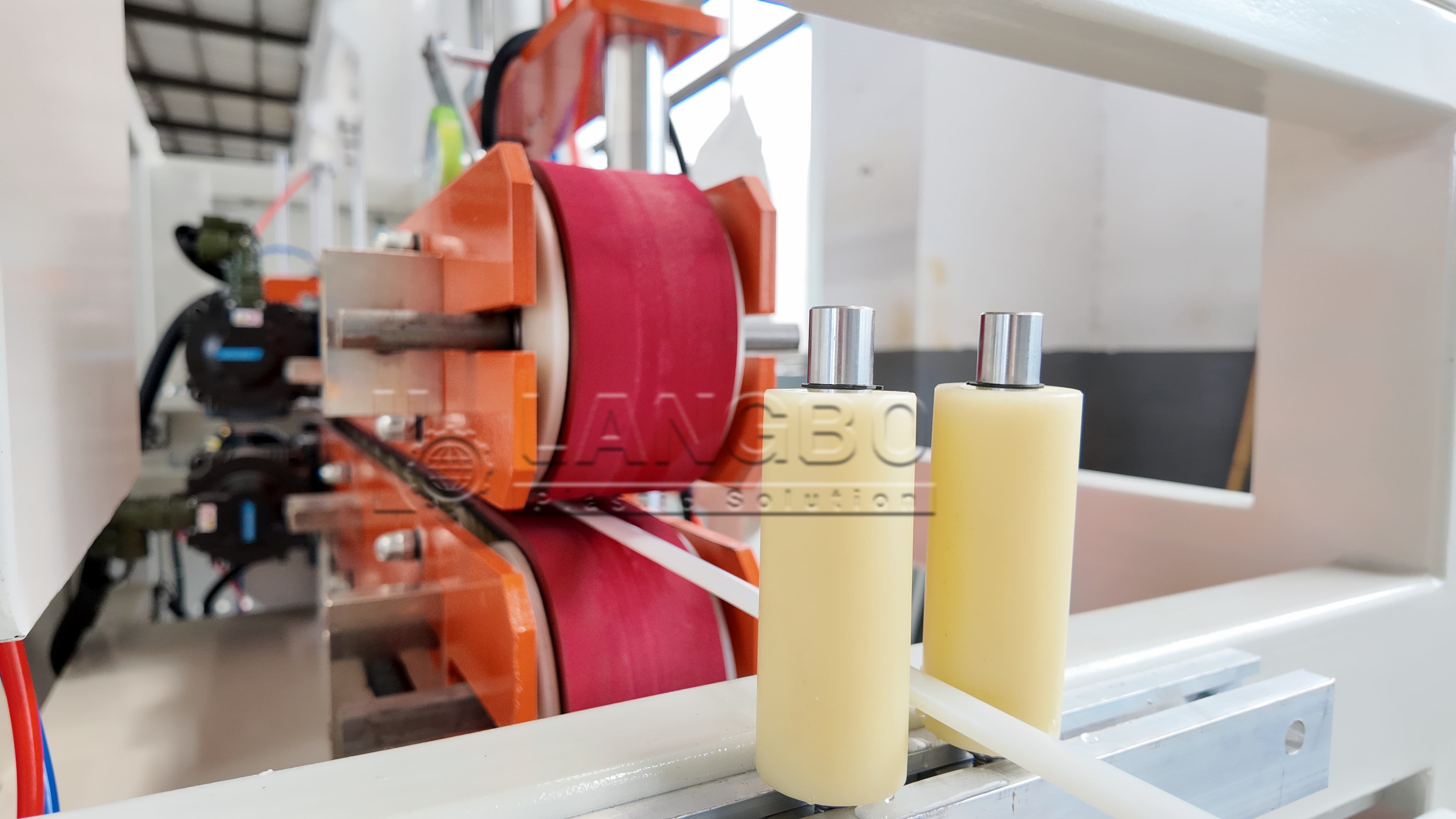 последний случай компании о Stable PC Light Tube Manufacturing Achieved with Extrusion Line in Israel LED Industry