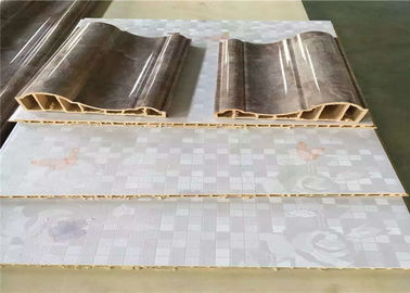 Машина панели стены скорости WPC продукта 350KG/H, производственная линия профиля управлением WPC PLC