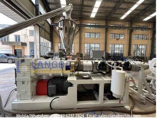 50-200мм PVC-U трубопроводная экструзионная линия с 80/156 55кВт интегрированной коробкой передач и двигателем