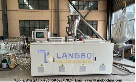 50-200мм PVC-U трубопроводная экструзионная линия с 80/156 55кВт интегрированной коробкой передач и двигателем