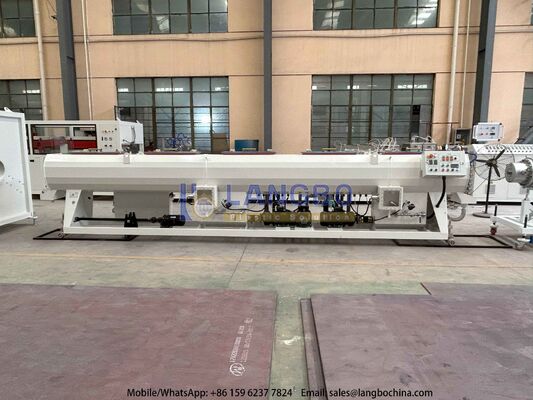 50-200мм PVC-U трубопроводная экструзионная линия с 80/156 55кВт интегрированной коробкой передач и двигателем