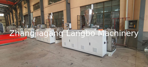 Автоматическая экструзионная линия – машина для производства пластиковых труб/трубок из ПВХ для медицинских, лабораторных, промышленных конвейерных и ирригационных трубок