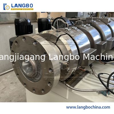 Линия экструзии для производства пластиковых трубок из ПВХ