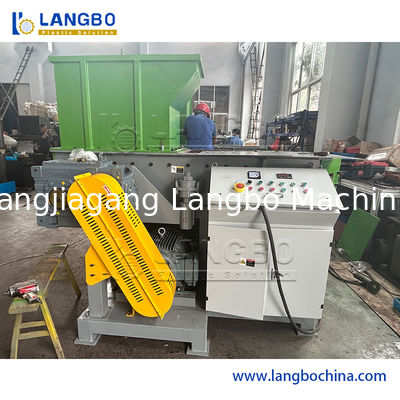 Одноствольный HDPE куски трубы Пластик электронные отходы древесина Металлический материал Пластиковая пленка бутылка мешок бочка блок тканевой мешок тонны мешок Raffia мешок Shredder Machine