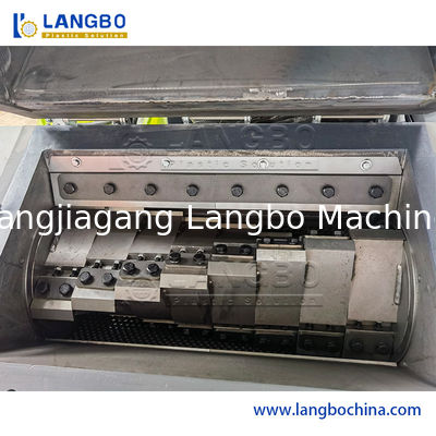 Отходы пластиковых ПЭТ бутылок (хлопья/барабан/поддон)/ПП/ПНД/ПВД/Резина/Куски/ПВХ трубы/ПЭ пленка/Биг-бэги/Мусороперерабатывающий завод (дробилка, мойка)