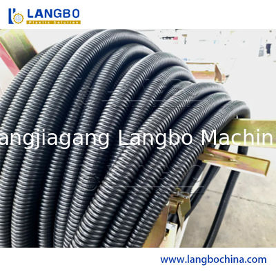 Экструзионная машина для гофрированных труб из мягкого ПВХ-волокна