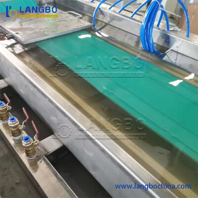 Декоративный профиль из ПВХ для пластин и стенных панелей