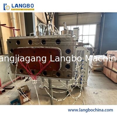 Высококачественный пластик ПВХ профиль Спенный экструдер WPC Вдовы Дверные рамы Полы PP PE PC Полая доска уплотнительная лента Экструзионная линия производства