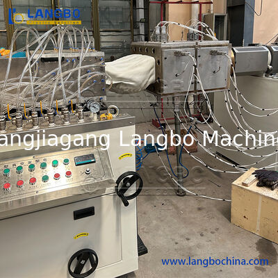 Производственная линия для экструзирования стенных панелей/окон/двер/покрытий/ограждений/оконных ограждений из ПВХ/ПВХ/ПЭ/ПР