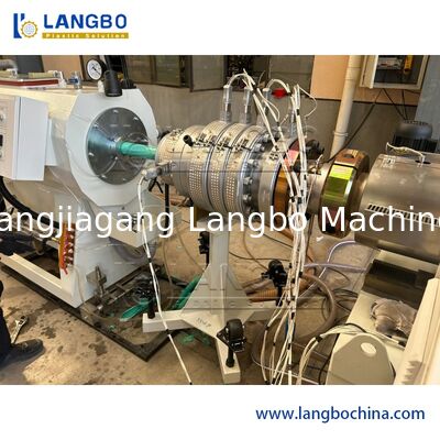 Линия экструзии труб ПВХ и машина для изготовления