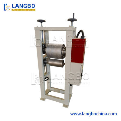 Станок для экструзии профилей из древесно-полимерного композита (ДПК) для напольных покрытий, оконных и дверных рам, настилов, плитки и штапиков