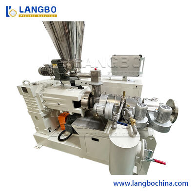 Пластиковая экструдерная машина для изготовления профилей из ПВХ кабельных проводов