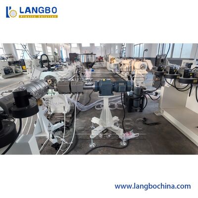 Экструзионная линия для производства ПЭ труб двойного/одинарного многослойного типа диаметром 75-315 мм / Экструдер для производства труб из ПНД / Линия для производства пластиковых труб