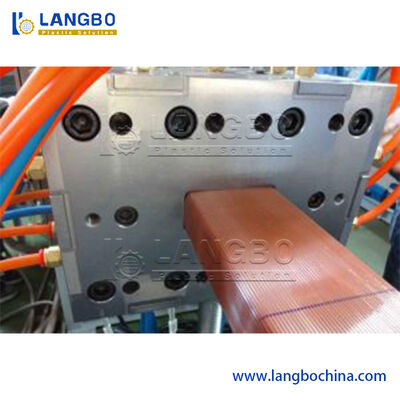 Станок для производства ДПК настилов | Контролируемое охлаждение для уменьшения коробления досок