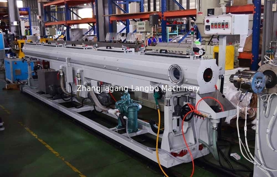 Линия производства экструзионных труб PE HDPE с однокрутной экструзионной трубой